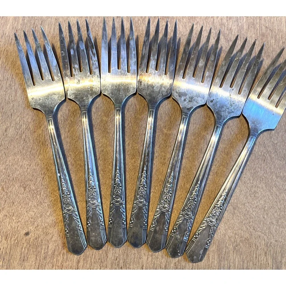 Oneida Simeon L & George H Rogers Dessert Forks 7 Pcs Silver Plate Jasmin